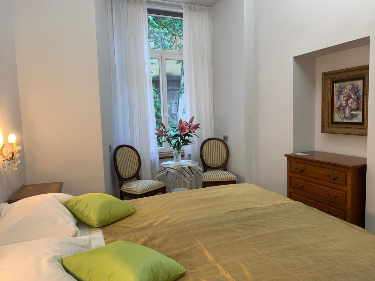Nb Apartments Riga Old Town Bagian luar foto